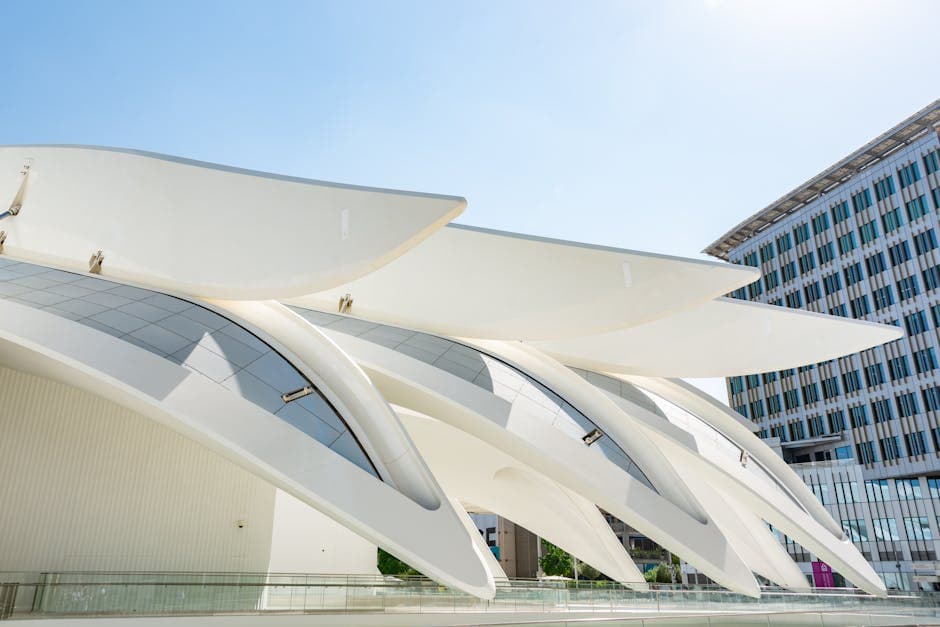 Fractal Futurism Architecture architecture example featuring smart glass