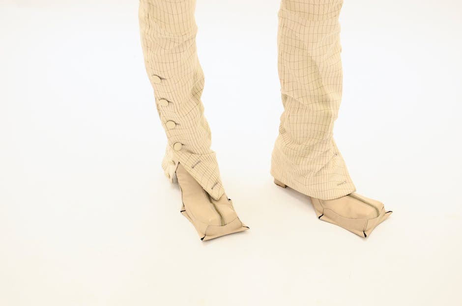 Avant-Garde Deconstructionist visual inspiration with canvas