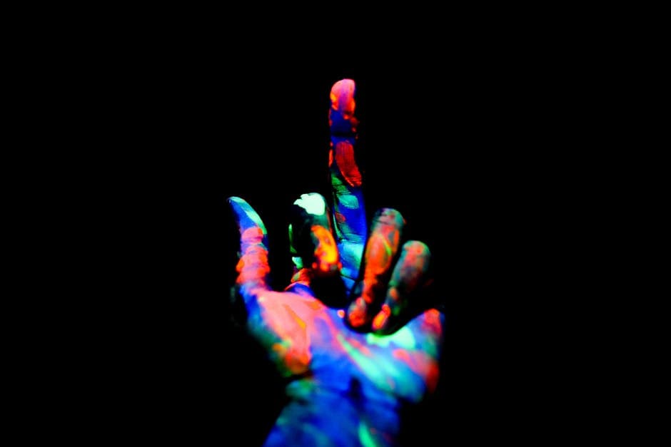 Chromatic Gloom visual inspiration with mesh